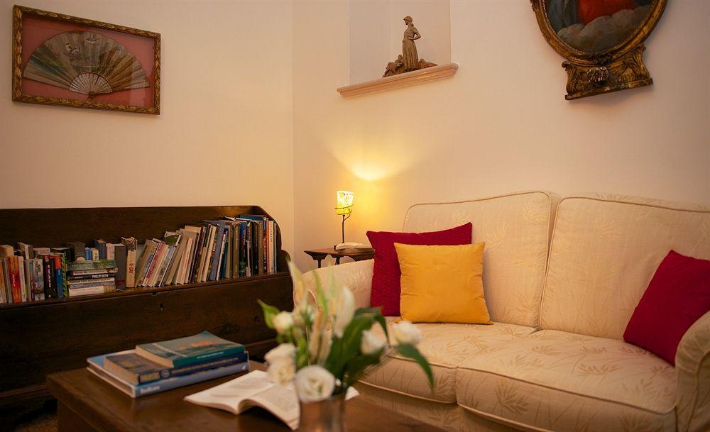 Romantic Hotel & Restaurant Villa Cheta Elite ماراتييا المظهر الخارجي الصورة