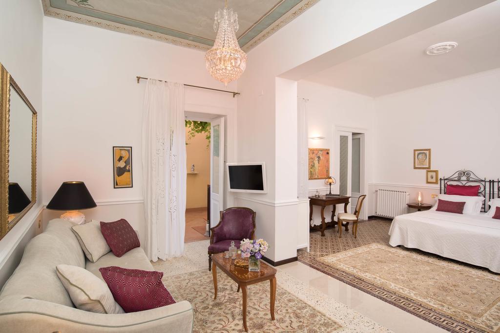 Romantic Hotel & Restaurant Villa Cheta Elite ماراتييا المظهر الخارجي الصورة