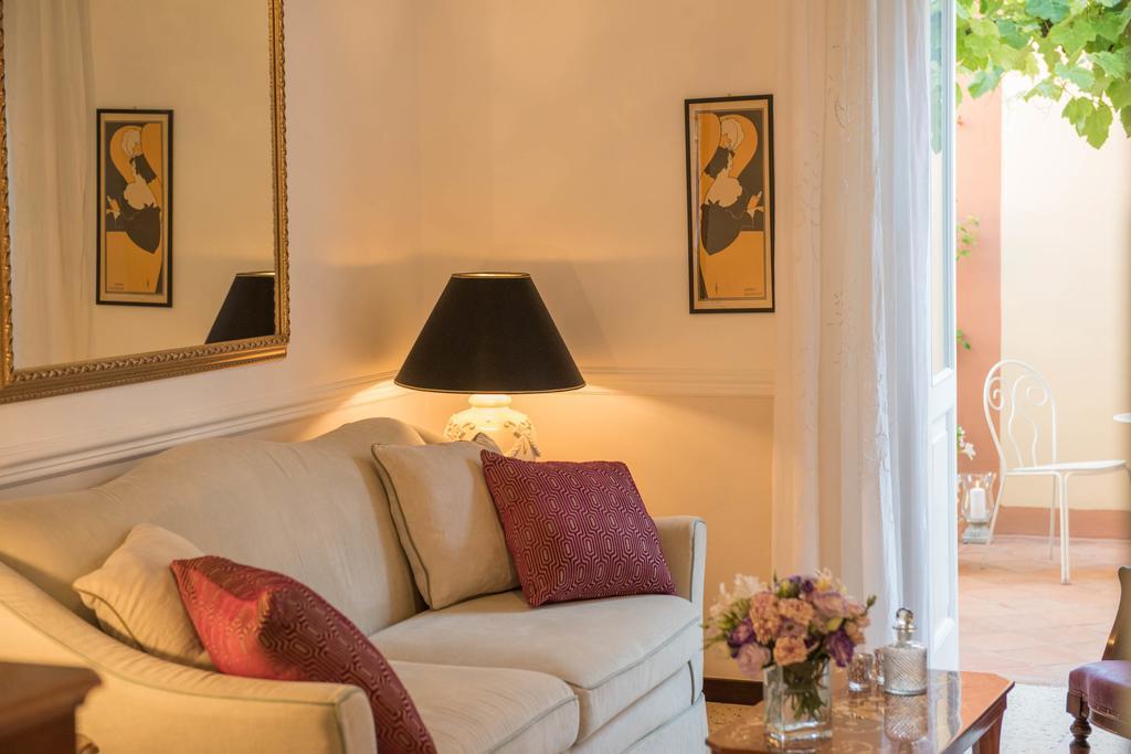 Romantic Hotel & Restaurant Villa Cheta Elite ماراتييا المظهر الخارجي الصورة