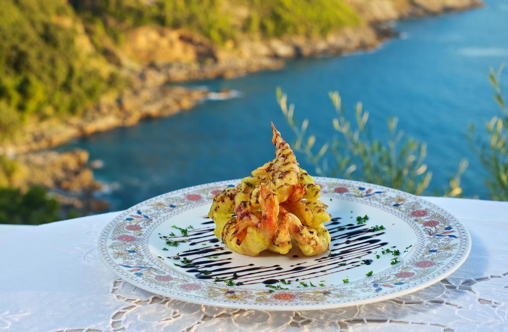 Romantic Hotel & Restaurant Villa Cheta Elite ماراتييا المظهر الخارجي الصورة