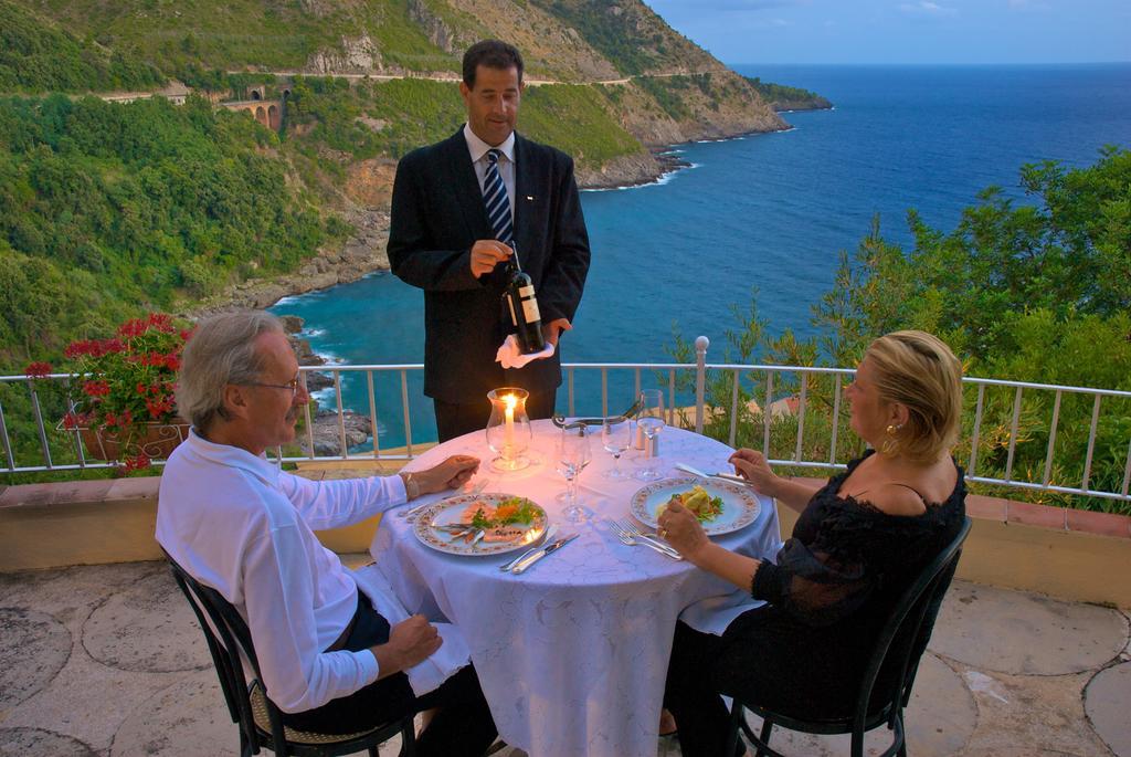 Romantic Hotel & Restaurant Villa Cheta Elite ماراتييا المظهر الخارجي الصورة